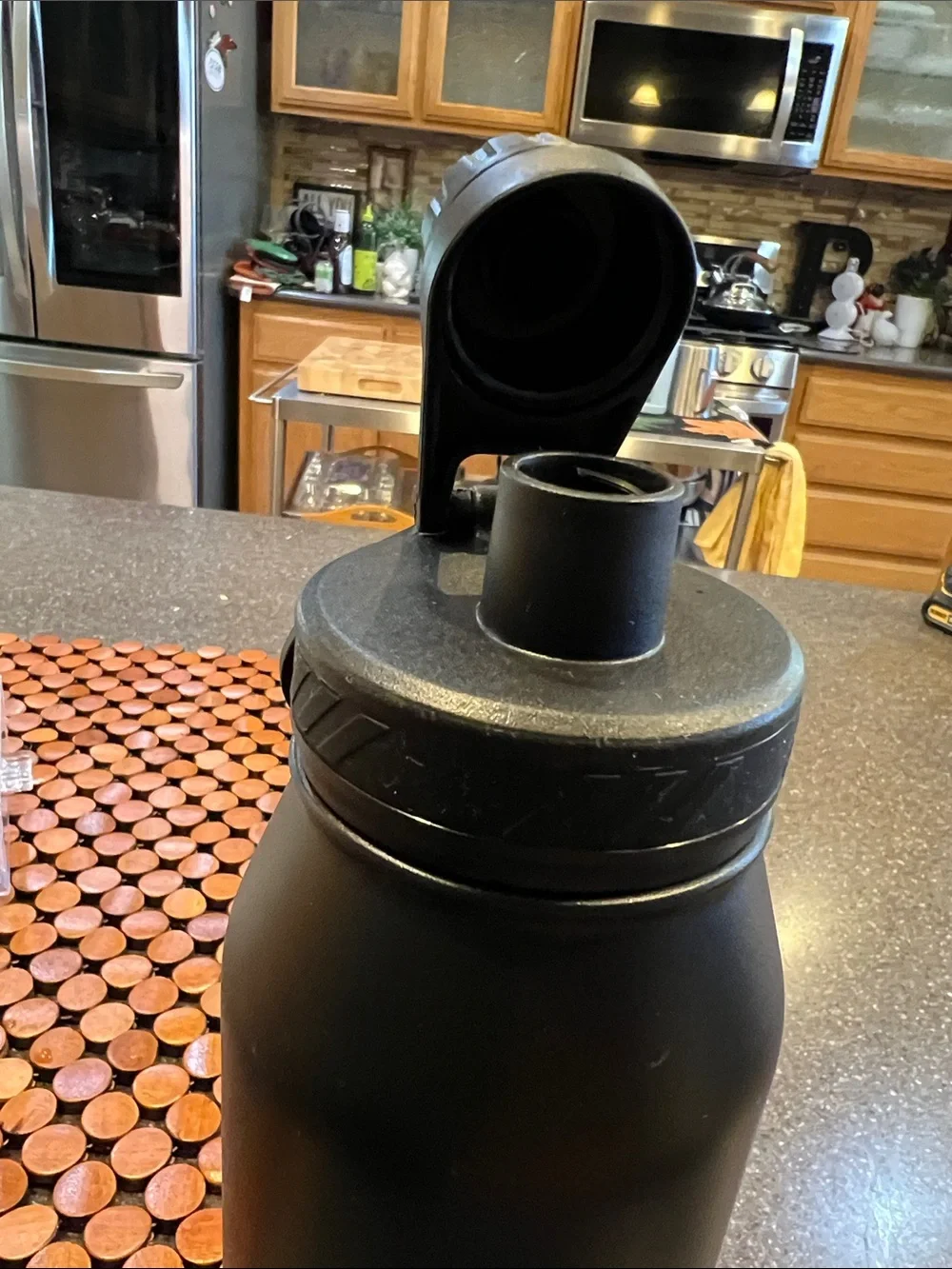 Adidas water bottle black insulated